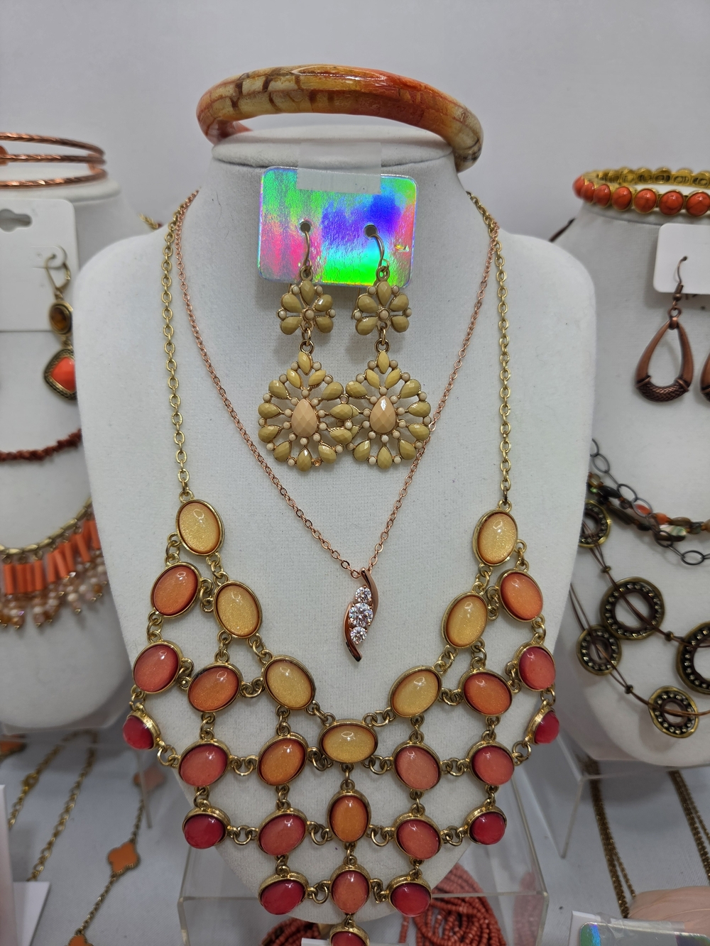 HUGE 42pc Vintage & Modern Jewelry Lot CHICO'S NAPIER COLDWATER CR Necklace Ear - Picture 6 of 14